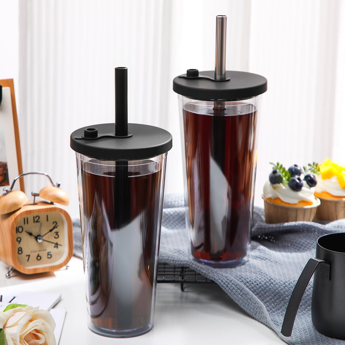 2 Pack 24 oz Clear Plastic Insulated Tumblers with Lids and Straws R3580