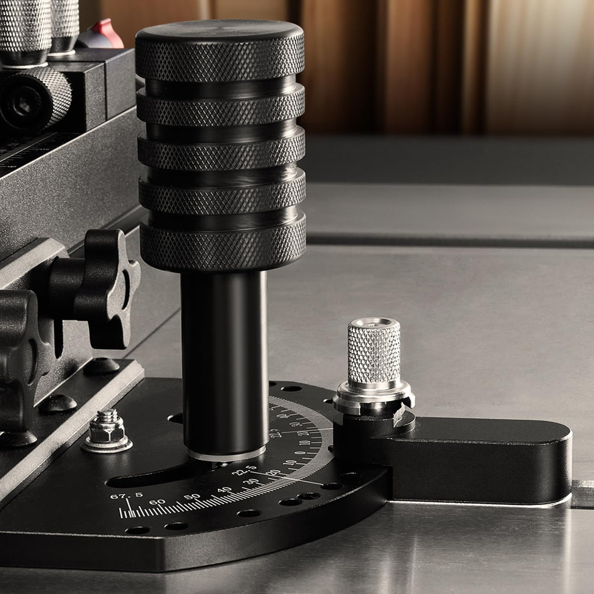 Precision Miter Gauge with 18 in Fence B4777