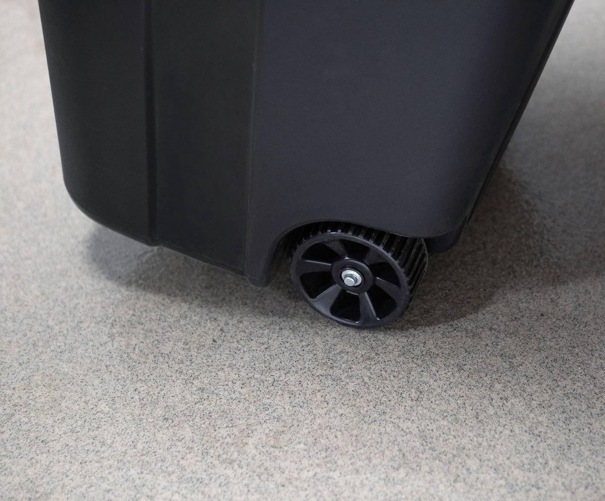 32 Gallon Black Plastic Garbage Can with Attached Lid U78643